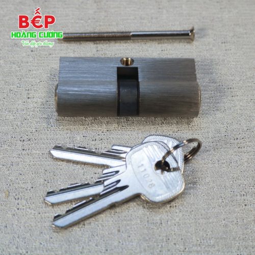 Hafele 916.95.116 ruột khóa 2 đầu chìa, dài 65mm, vật liệu đồng thau cao cấp, lắp đặt thuận tiện. 11 Hafele 916.95.116 ruột khóa 2 đầu chìa, 65mm, chất liệu đồng thau, chống khoan và dễ lắp đặt.