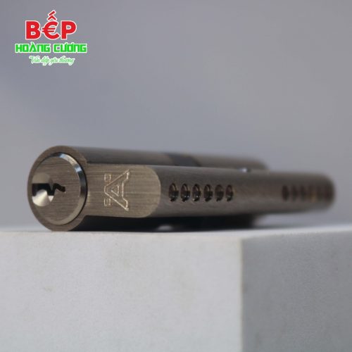 Hafele 916.96.015 ruột khóa cửa chính 71mm, 2 đầu chìa, chất liệu đồng thau chống khoan. 9 Hafele 916.96.015 ruột khóa 2 đầu chìa, dài 71mm, đồng thau cao cấp, bảo vệ cửa tối ưu.