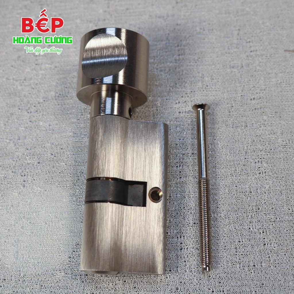 Hafele 916.96.407 Ruột Khóa Cửa 60mm, nickel mờ tinh tế, phù hợp cửa nhà vệ sinh hiện đại. 5 Ruột khóa 916.96.407 Hafele 60mm cho cửa nhà tắm, đồng thau cao cấp, chống cạy khoan, lắp đặt dễ.