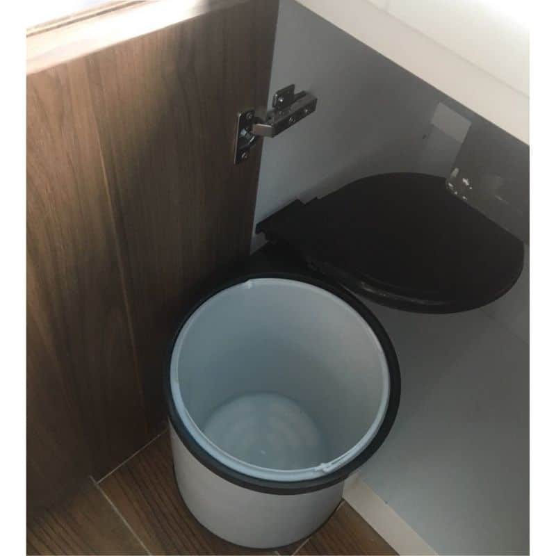 Thùng Đựng Rác Hafele 502.24.006, dung tích 14Lít, lắp đặt gắn cánh tủ bếp 5 Thùng Đựng Rác Hafele 502.24.006, dung tích 14Lít, lắp đặt gắn cánh tủ bếp - Ảnh 3