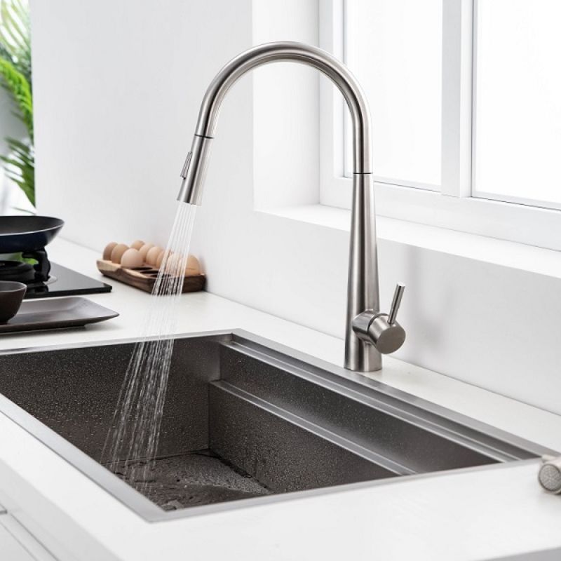 Vòi rửa bát Kluger MOZA Series KLF0009S, Xoay 360 độ, điều chỉnh nóng/lạnh 4 Ảnh vòi rửa bát nóng lạnh Kluger KLF0009S có dây rút