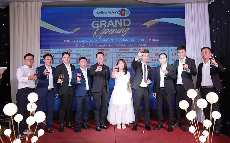 banner khai truong 1 min